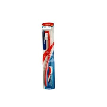 Aquafresh Standard Medium Четка за зъби