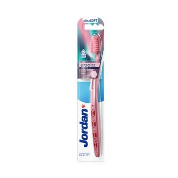 Jordan Ultralite Sensitive Soft Четка за чувствителни зъби ултралека 