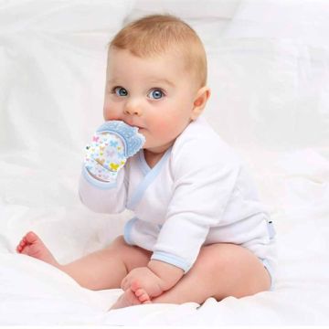 Babyjem Ръкавица за чесане на зъбки синя
