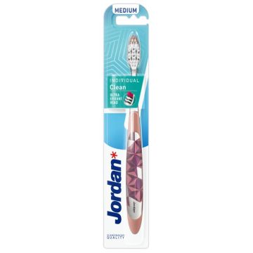 Jordan Individual Reach Medium Четка за зъби