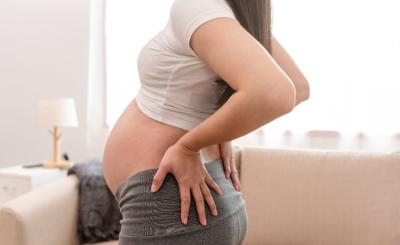 Как да се справим с болките в кръста при бременност?